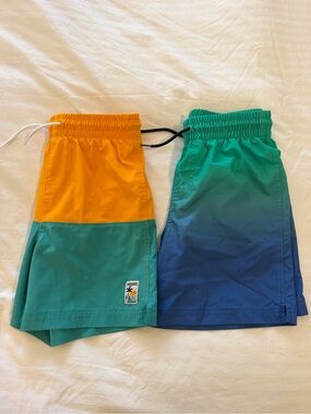 Boys swim trunks / Old Navy